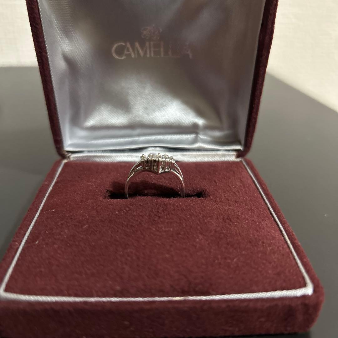 カメリア　ジュエリーマキpt850 ダイヤモンド0.35ct Vデザインリング