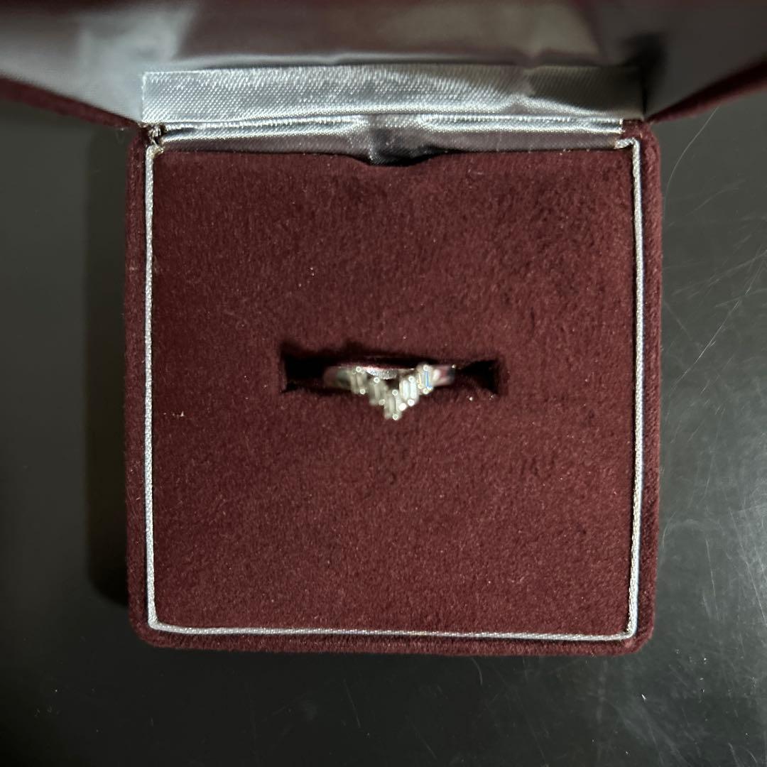 カメリア　ジュエリーマキpt850 ダイヤモンド0.35ct Vデザインリング