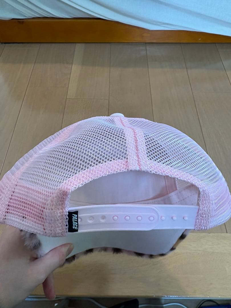 Palace 25AW Claw Furry Trucker ピンク　キャップ