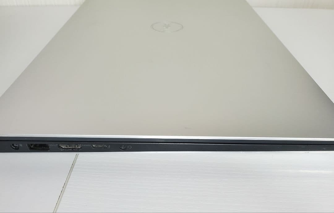 Windowsノート本体 Precision5540 Corei7-9750H 32GB Quadro
