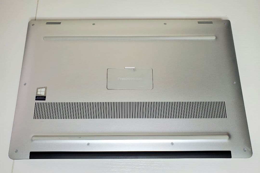 Windowsノート本体 Precision5540 Corei7-9750H 32GB Quadro