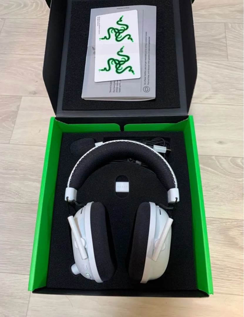 ヘッドホン Razer Blackshark V2 PRO