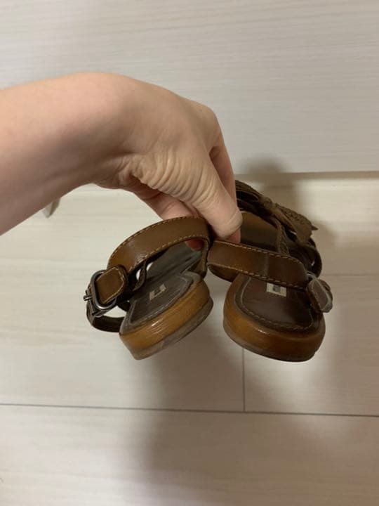 Miu Miu bow サンダル と adidas nmd