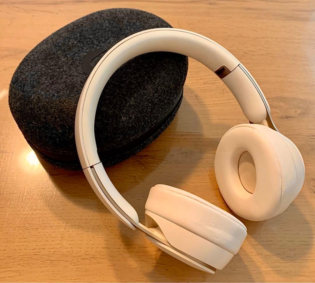 【美品】beats solo proワイヤレス ヘッドホン　ゴールド