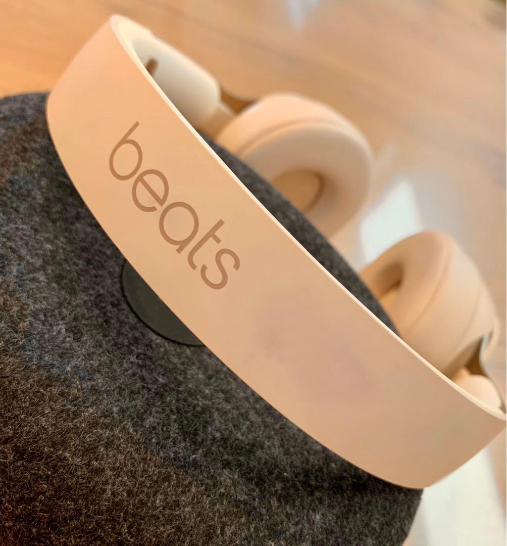 【美品】beats solo proワイヤレス ヘッドホン　ゴールド