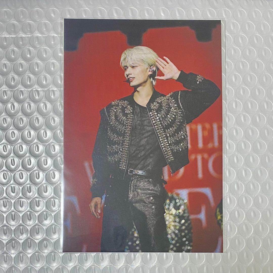 seventeen ジュン ポスカ exhibition be the sun