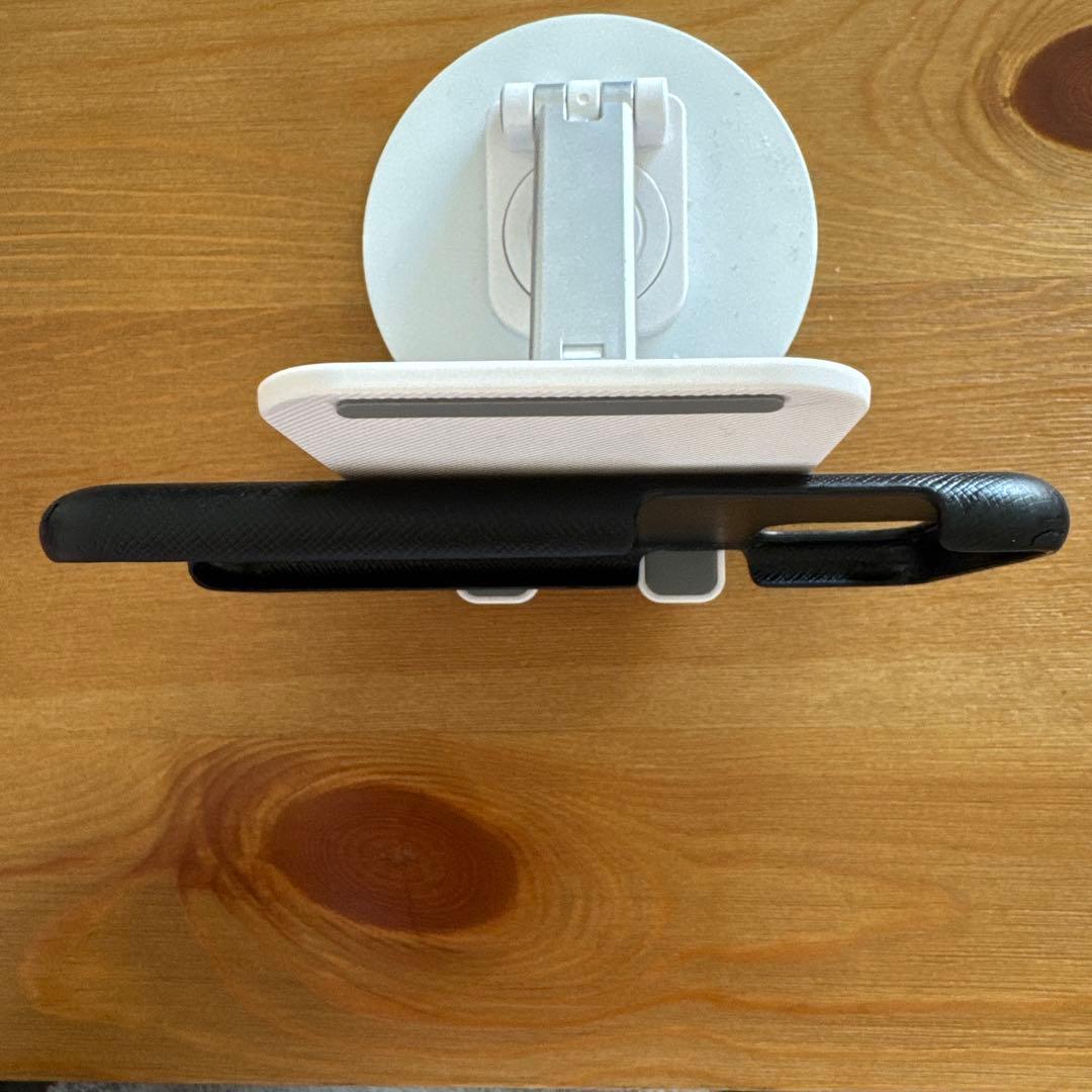 PRADA iphone11proケース