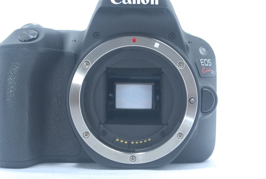 美品✨Canon Kiss X9✨一眼レフカメラ✨スマホ転送OK 迷ったらコレ
