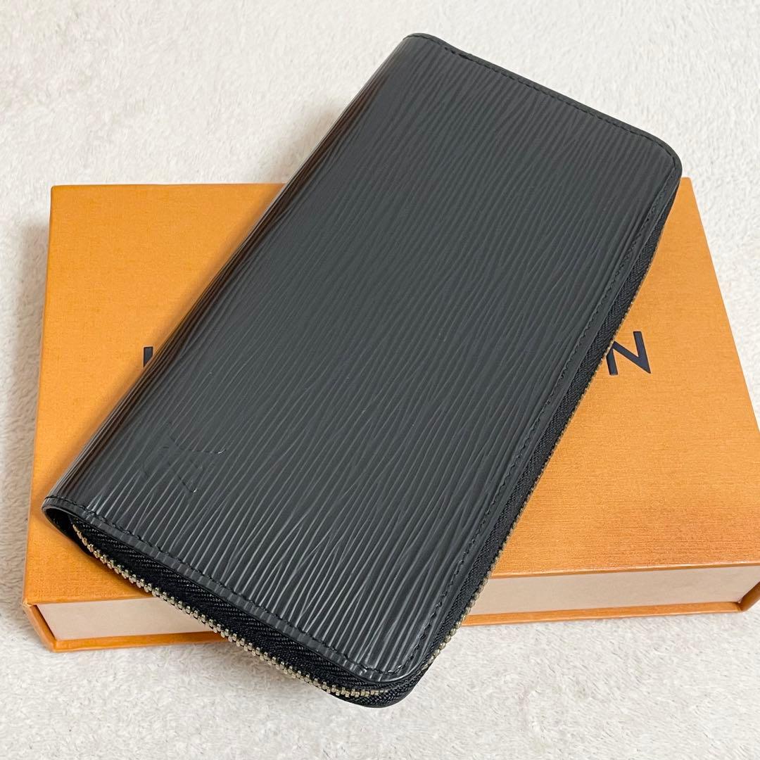 【新型】　ルイヴィトン　エピ　長財布　ジッピーウォレット　ラウンドファスナー