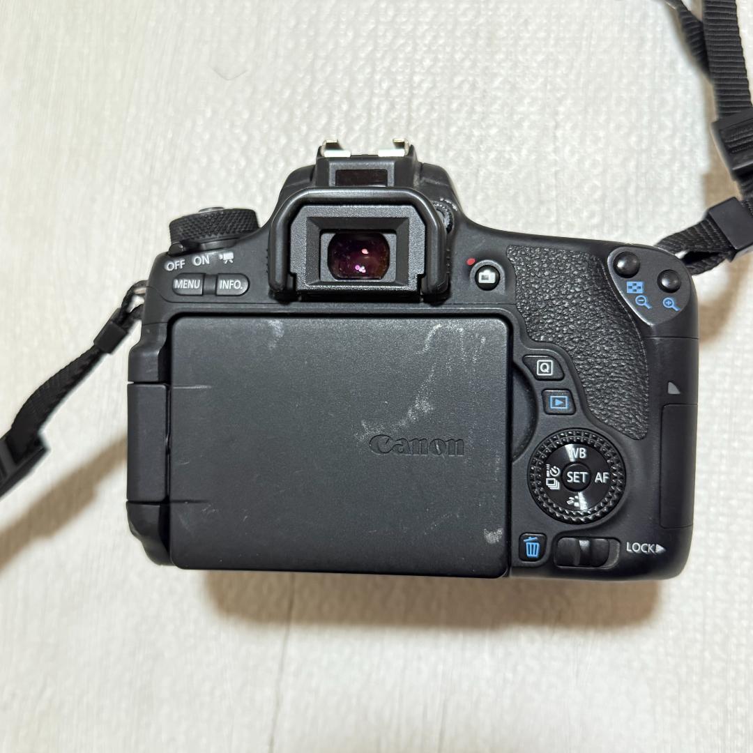 Canon EOS 8000D ボディ 一眼レフ