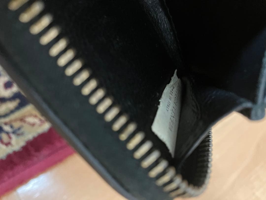 ボッテガヴェネタ　ケースブラック小銭入れ