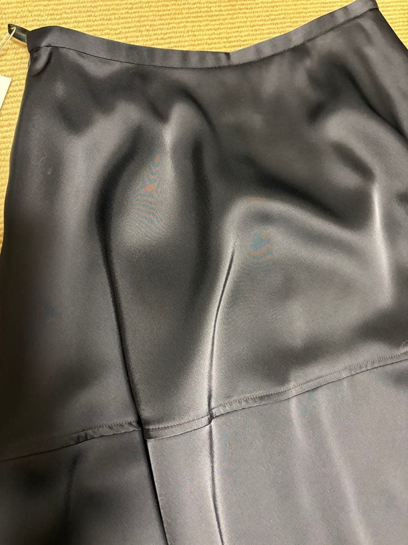 新品未使用　ユナイテッド　アローズ　サテンコクーンスカート　M（38）