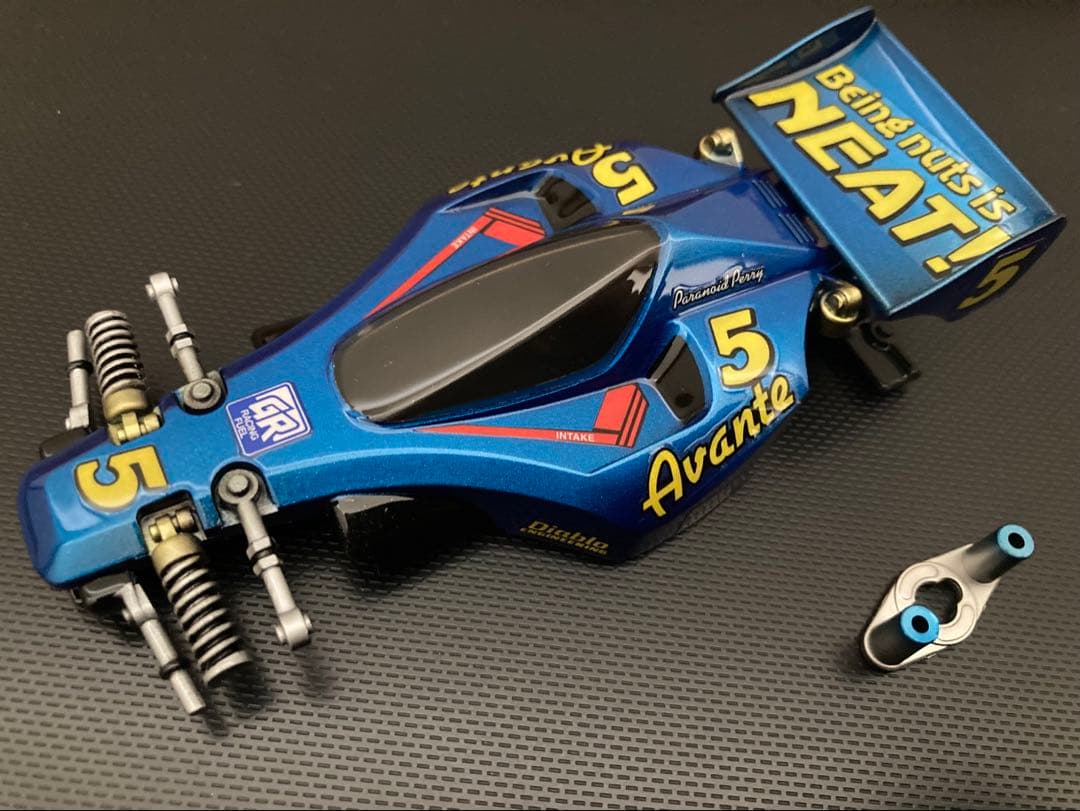 スバルR2様御依頼品　ミニ四駆　アバンテjr 塗装済み　ボディー　ポリカボディ