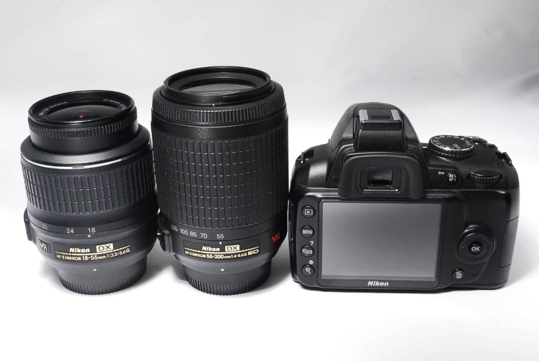 ♥初心者安心モデル♥Nikon D3000♥ AF-S標準&望遠セット