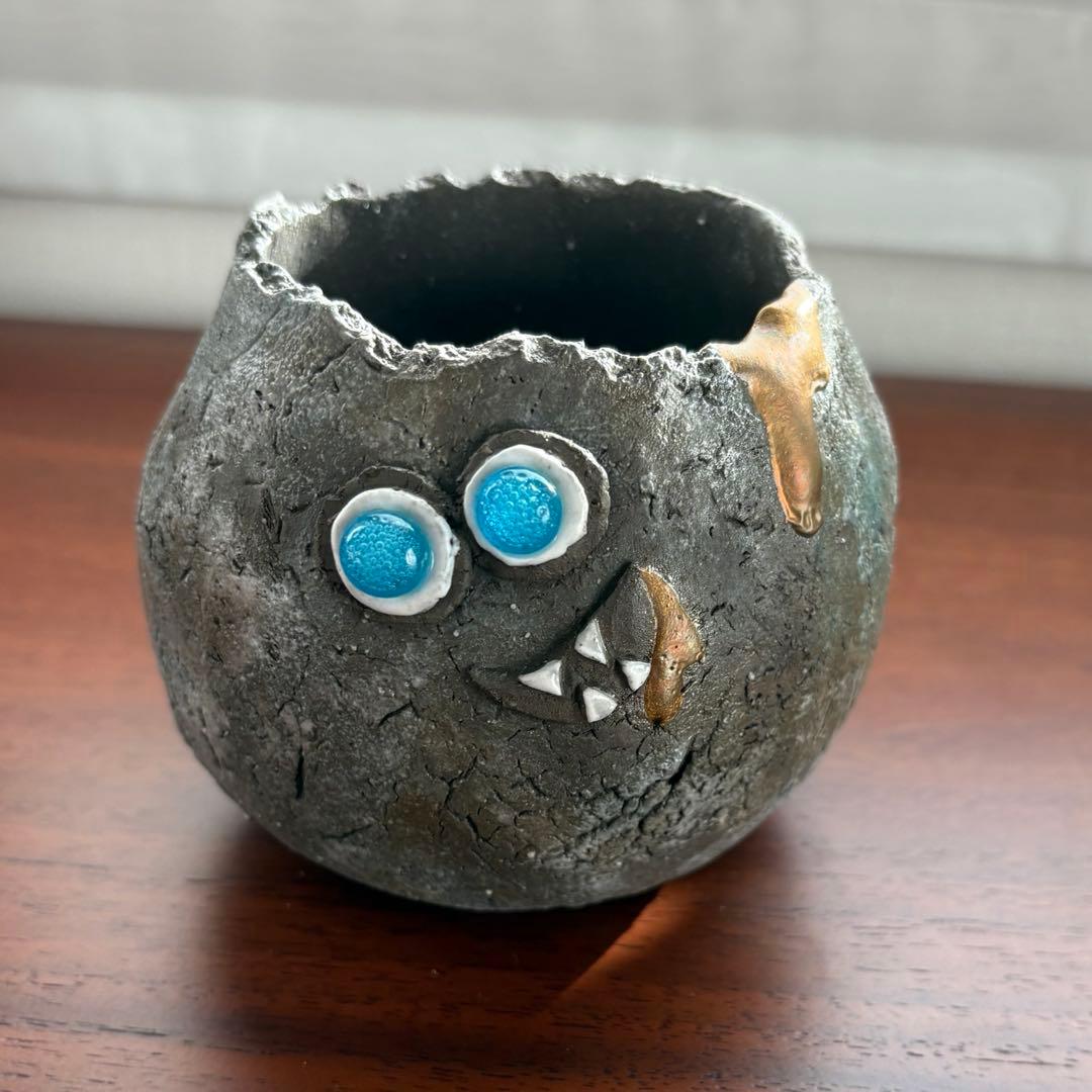 嵩下 花奈子　aobouzu おばけ鉢