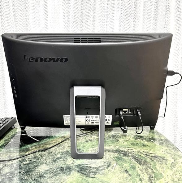 Lenovo C260 19.5型ワイド、Windows10、Office付き