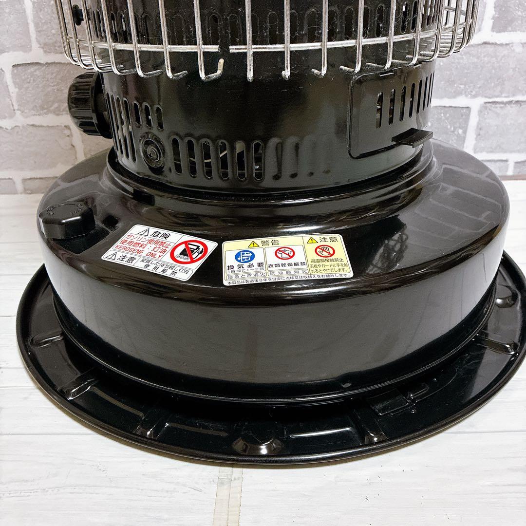 美品　TOYOTOMI 自然型石油ストーブ KS-67Hブラックトヨトミ