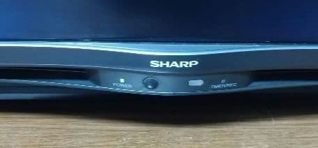 シャープ 液晶カラーテレビ 4T-C50AJ1 画面中央に影あり