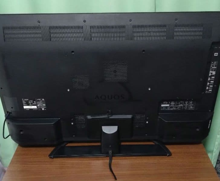 シャープ 液晶カラーテレビ 4T-C50AJ1 画面中央に影あり