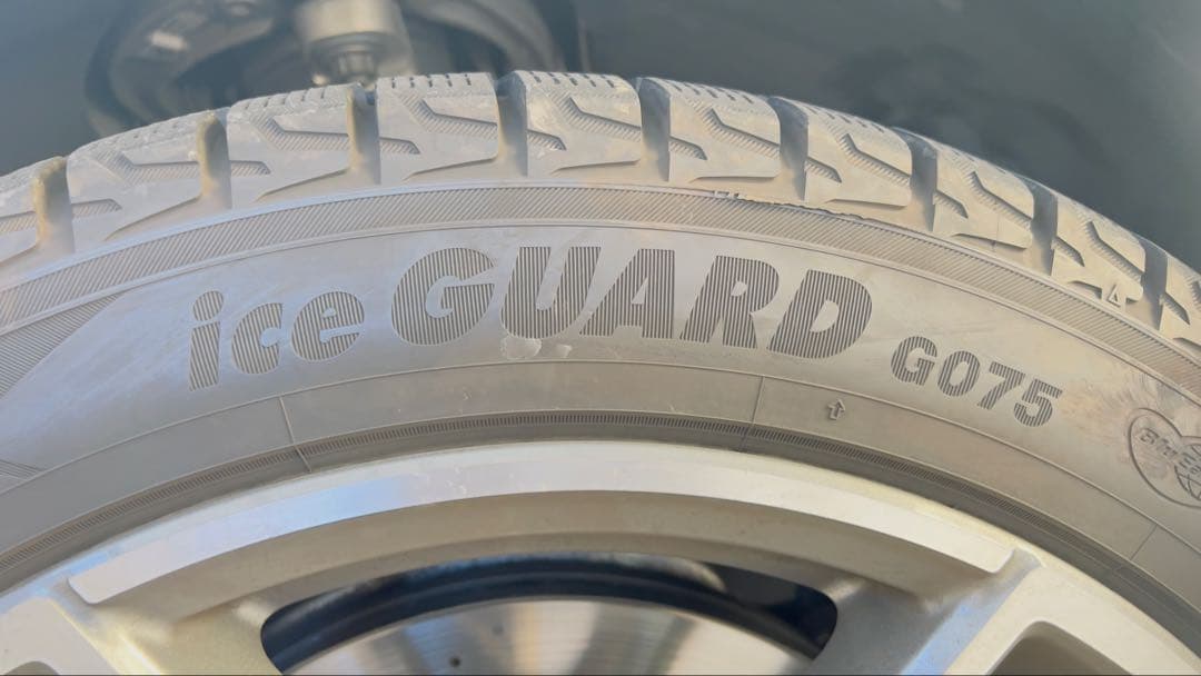 【月末処分】値下げ！送料込み！ 《バリ溝》GLEクーペ純正 スタッドレス