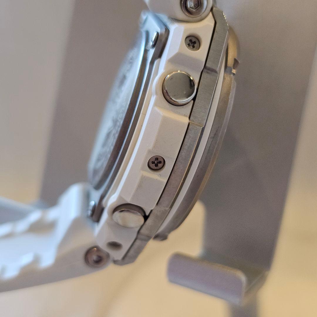 G-SHOCK GST-W310-7AJF ホワイト