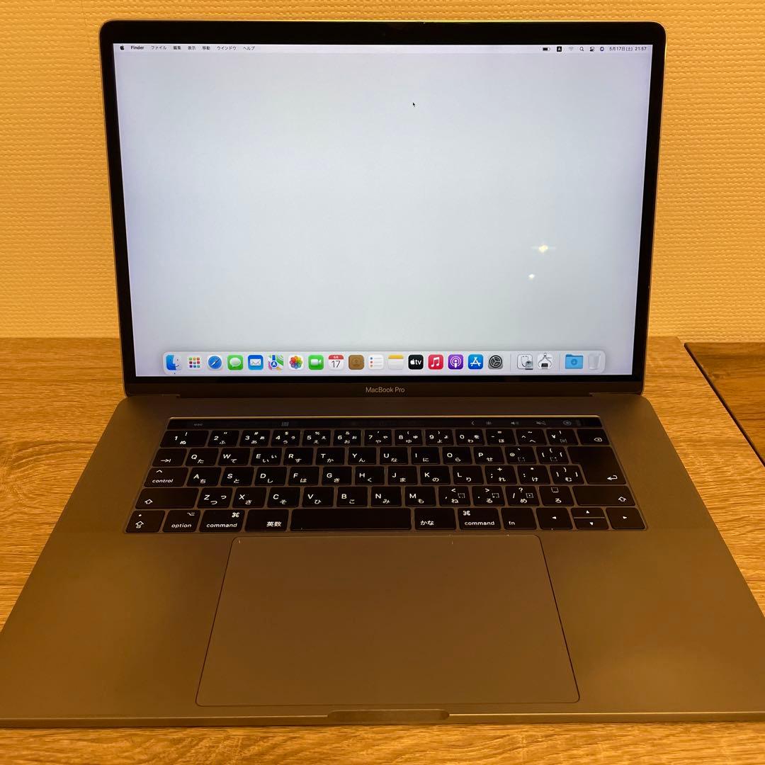 MacBook Pro 15インチ　A1707シルバー 日本語配列