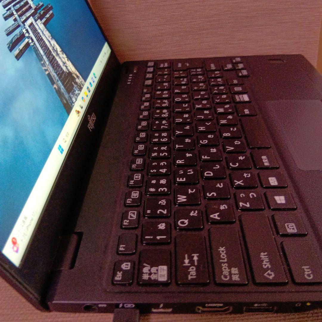 F⑨富士通　ＦＭＶＵ24005　U939/B