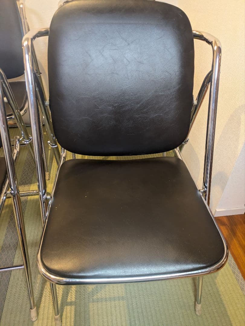 ウチダ パイプ椅子 折りたたみ椅子 4脚 UCHIDA