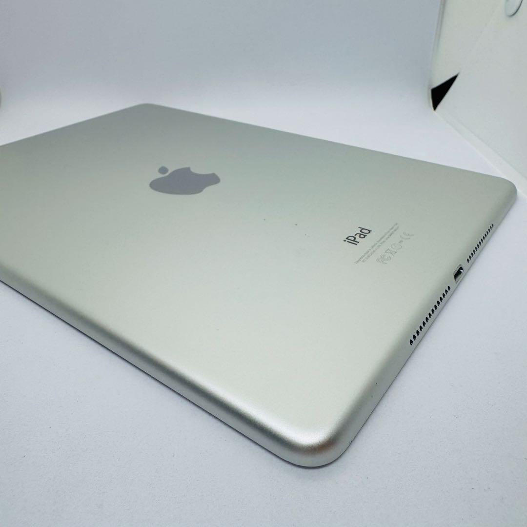 【新品バッテリー】iPadAir2 64GB本体 シルバー WiFiモデル