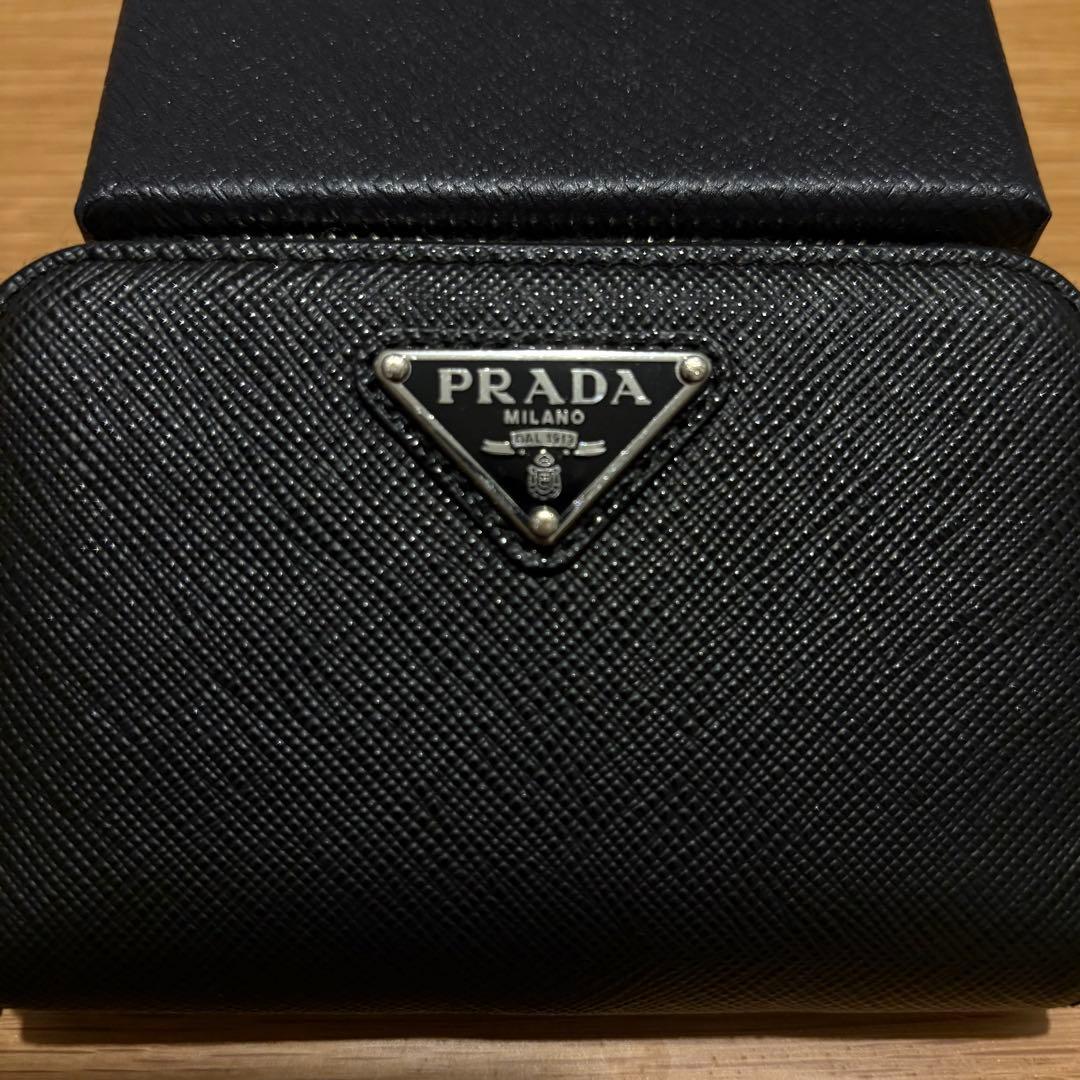 PRADA サフィアーノレザー ケース