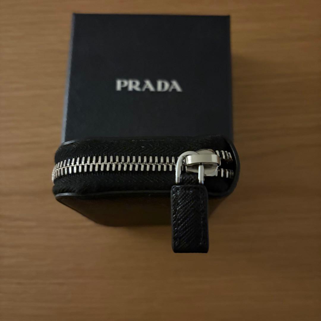 PRADA サフィアーノレザー ケース