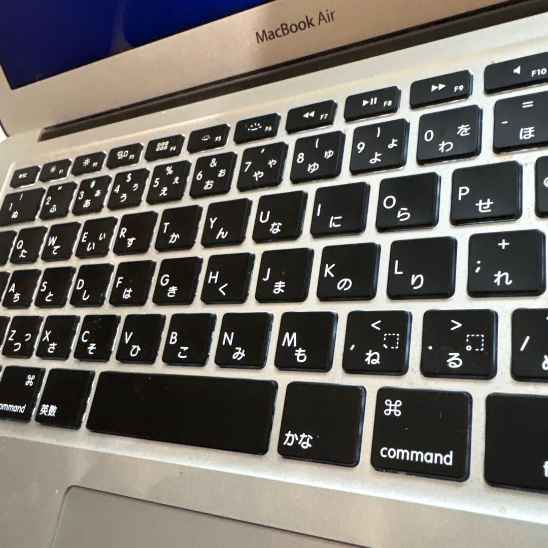 【Apple MacBook Air13】本体 充電器付属