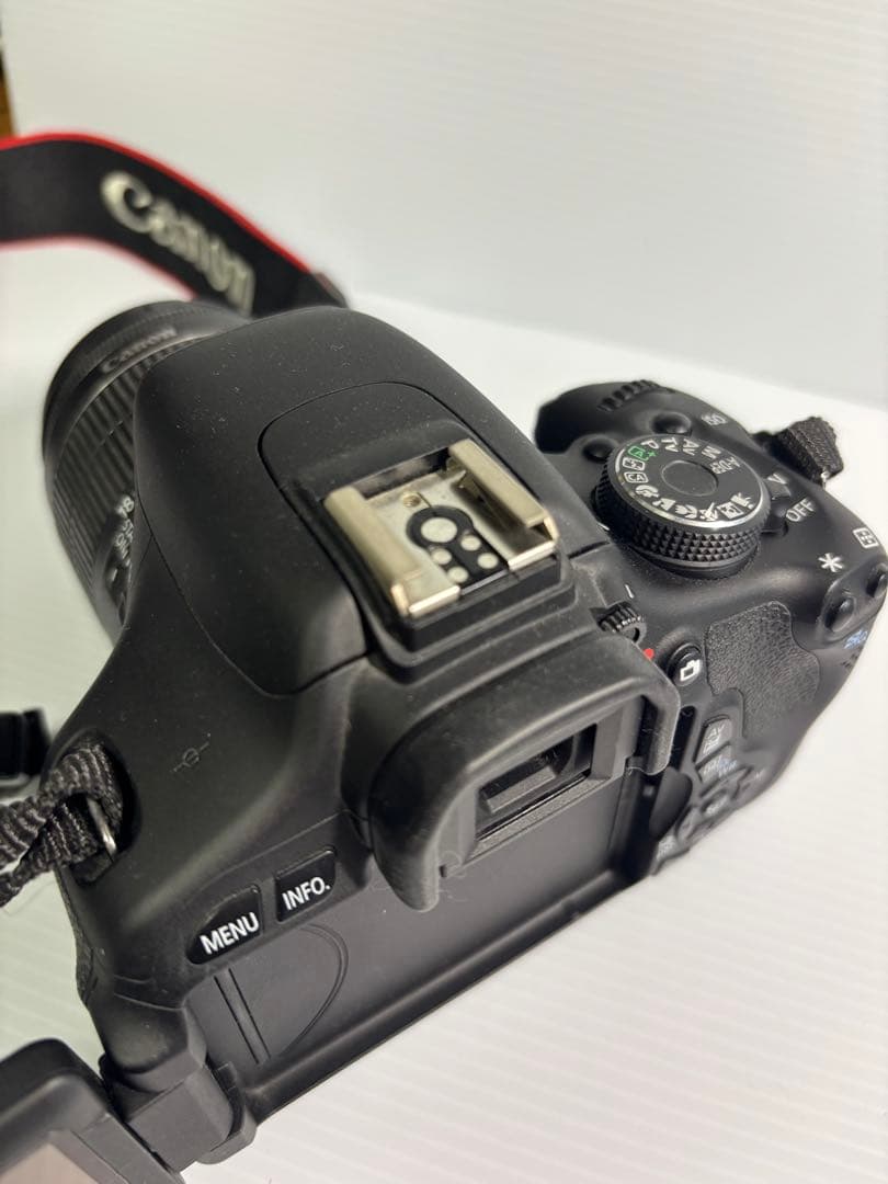【美品】Canon　EOSKissX5　ダブルズームレンズキット（中古