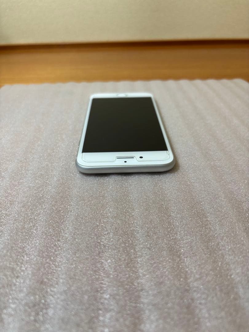 iPhone8 64GB シルバー　動作確認済