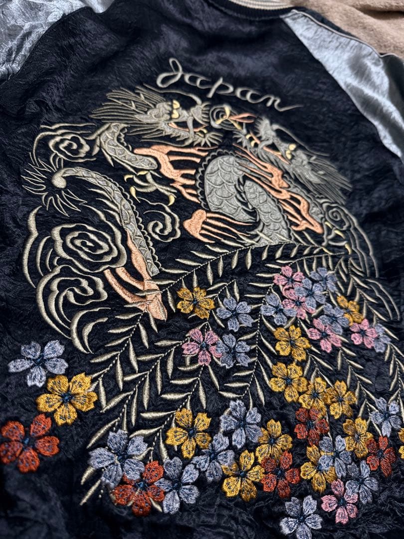 美品 ２面用 TK 龍 桜 日本限定 スカジャン vintage レーヨン