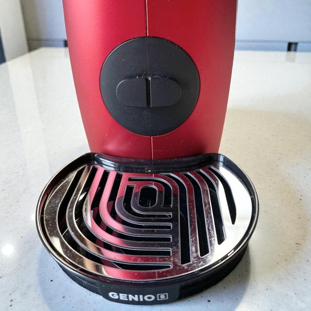 【美品】ネスカフェ ドルチェグスト ジェニオ エス タッチ EF1058 レッド
