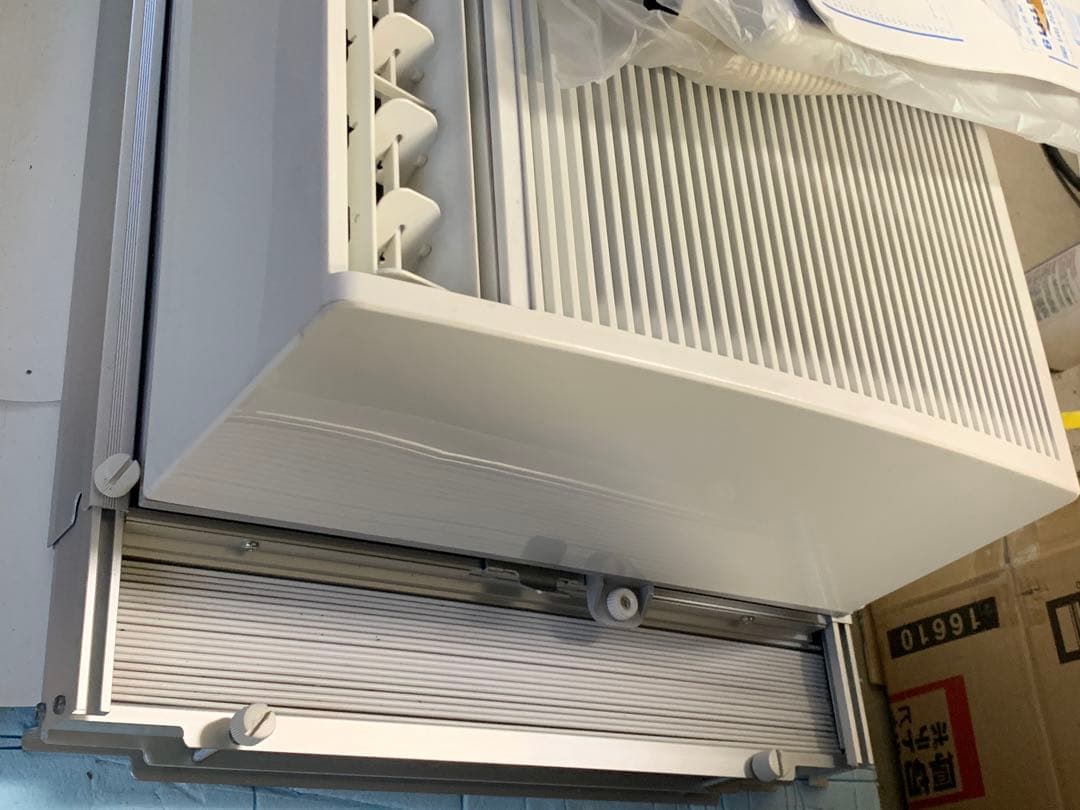 未使用品　コロナルームエアコン CWH-A1819