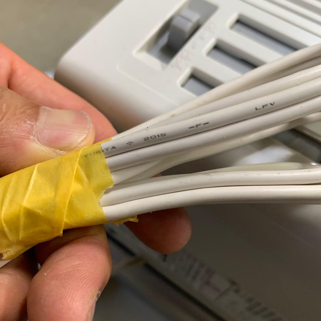 未使用品　コロナルームエアコン CWH-A1819