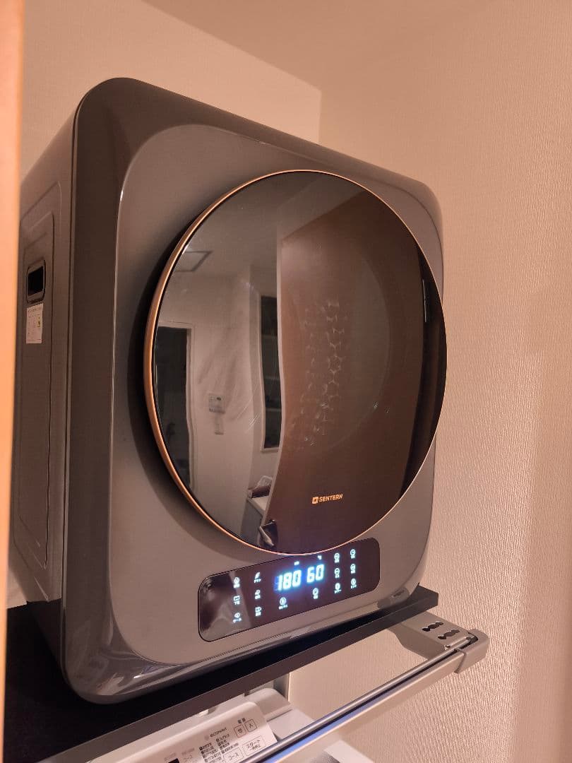 送料無料‼️電気式衣類乾燥機　3kg 美品