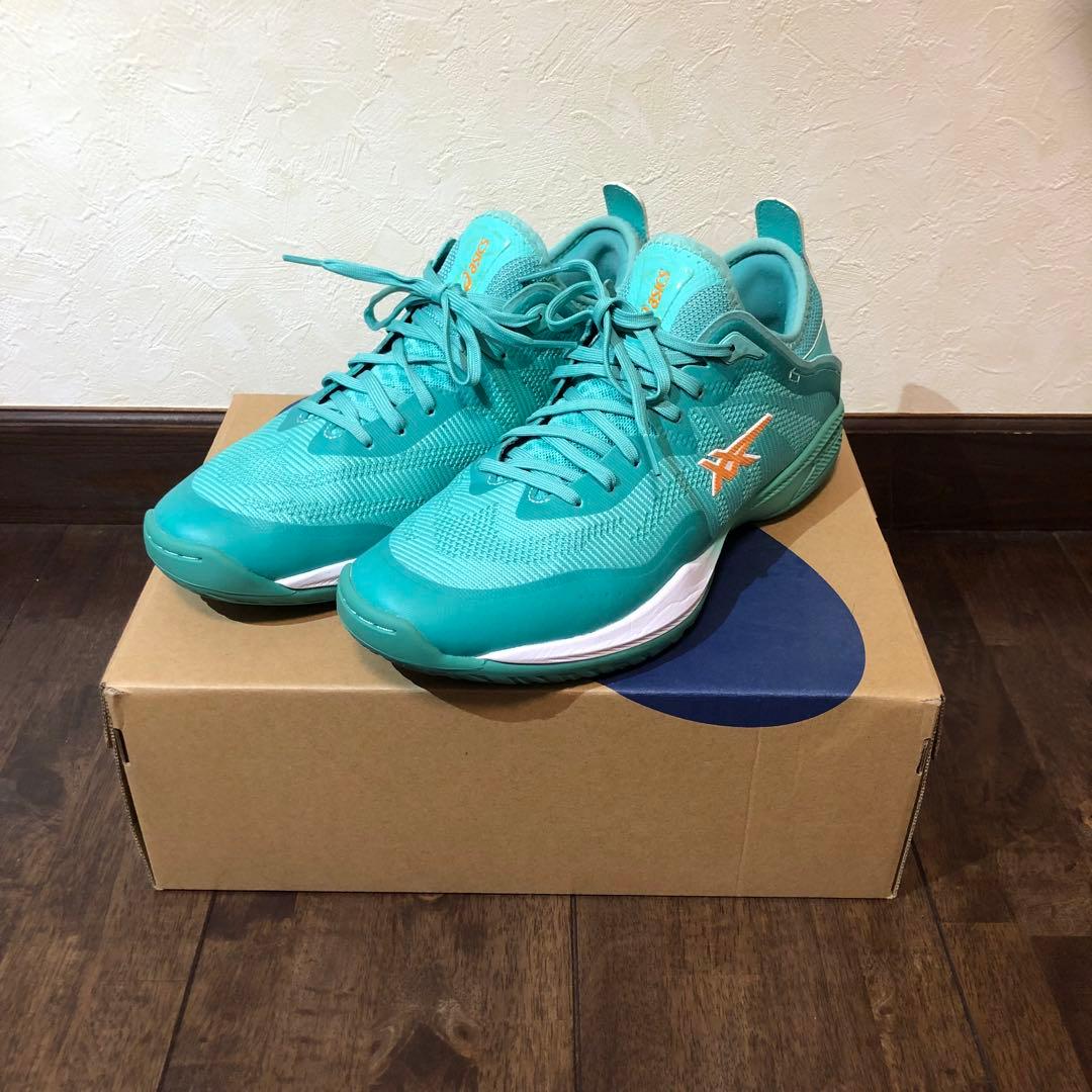 【早い者勝ち】台湾限定カラー　asics glide nova ff3