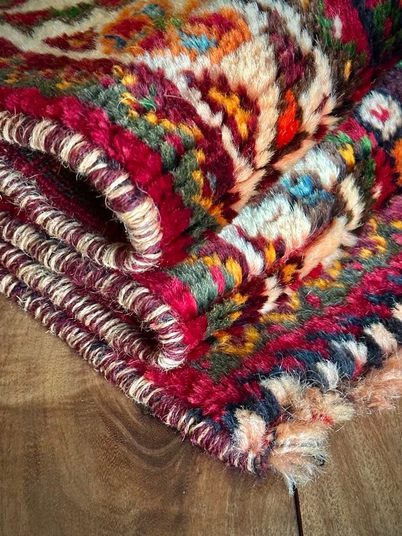 トライバルラグ　ヴィンテージラグ　ペルシャ絨毯　カシュガイ族　プリミティブアート