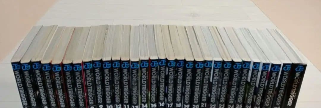 ワールドトリガー 　全巻　既刊全巻　データブック付き