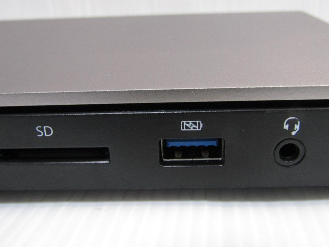 A3207 ノートパソコン用Thunderbolt TB3DOCK2DPPU