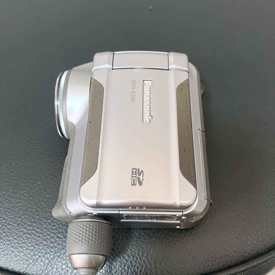 【美品】Panasonic ビデオカメラ SDR-S200