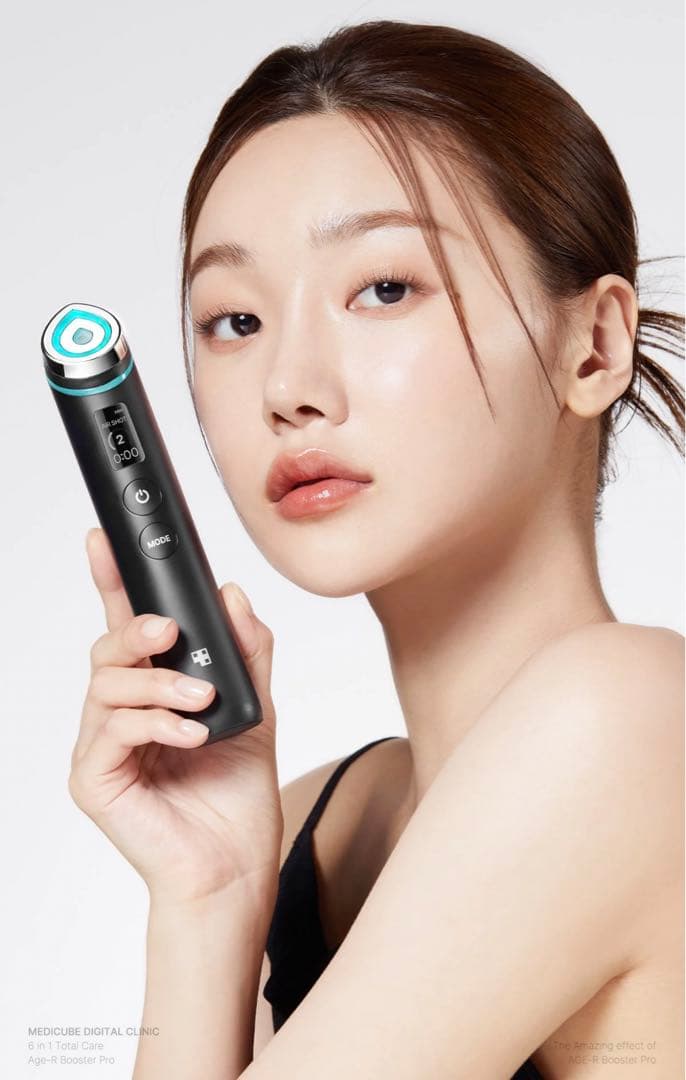 MEDICUBEAGERBoosterProメディキューブブースタープロ美顔器黒