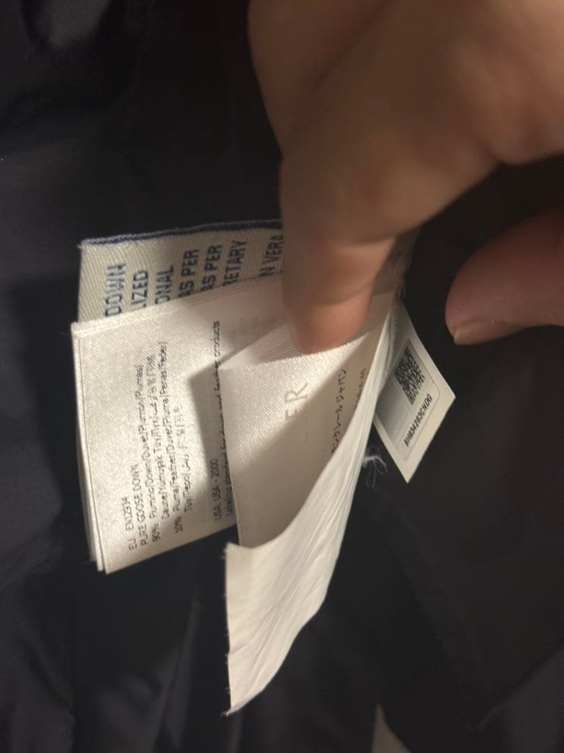 Moncler レディース　ブラック　ダウンジャケット 00 Oiron