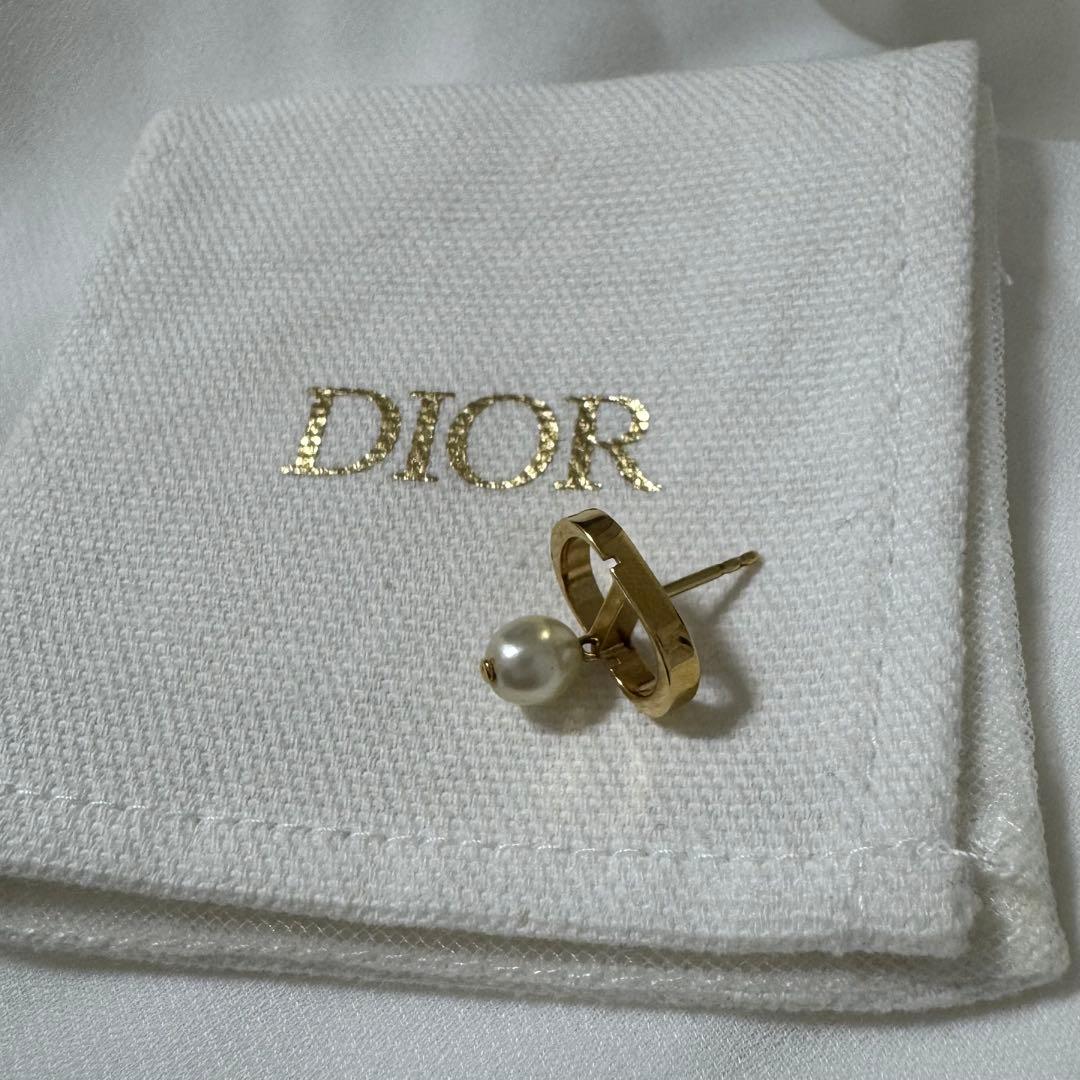ディオールピアス（片耳、キャッチなし）