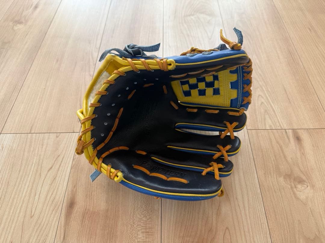 ZETT 軟式オーダーグラブ　源田選手モデル