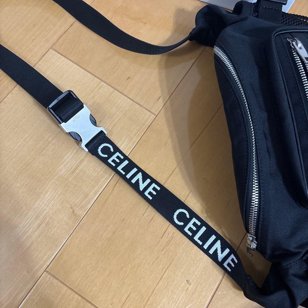 CELINE ブラック ボディバッグ
