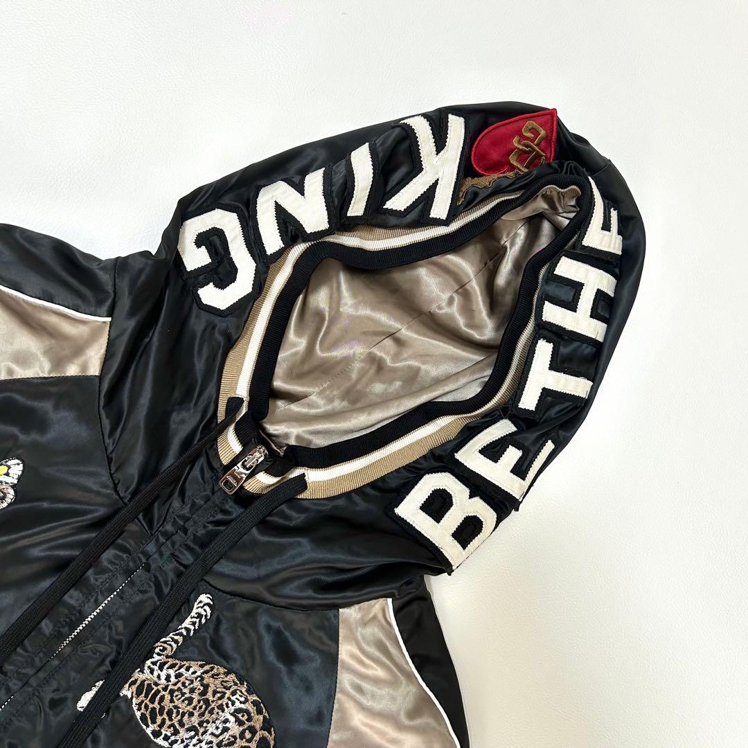 美品DOLCE&GABBANA フード付きスカジャン 刺繍 48 THEKING